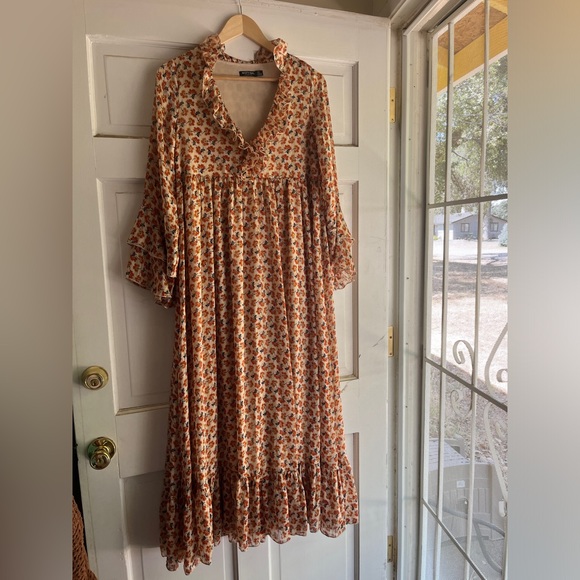 Nasty Gal Dresses & Skirts - Nasty Gal orange floral boho dress